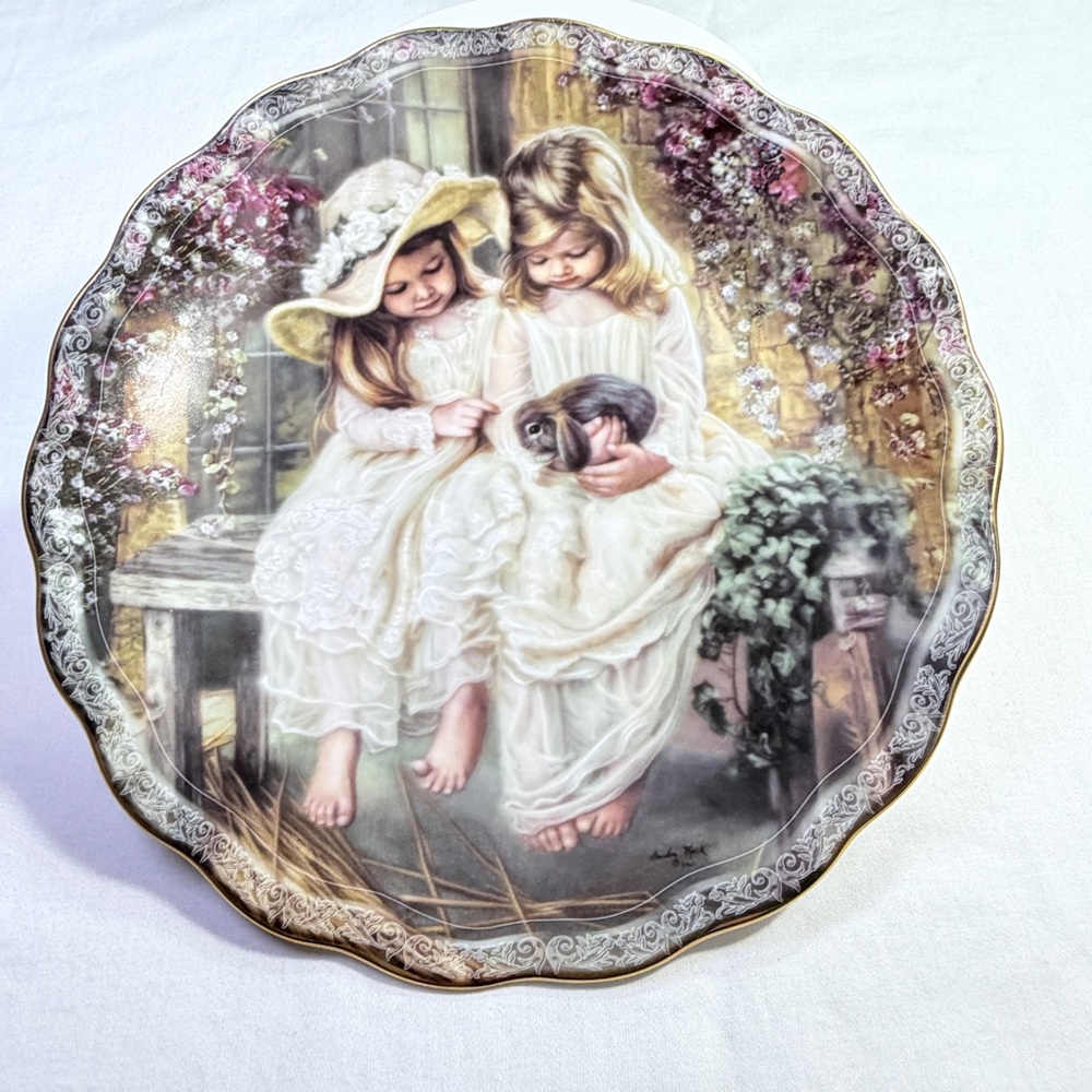 First Issue The Bradford Exchange Love's Gentle Touch Plate Sandra Kuck Limited